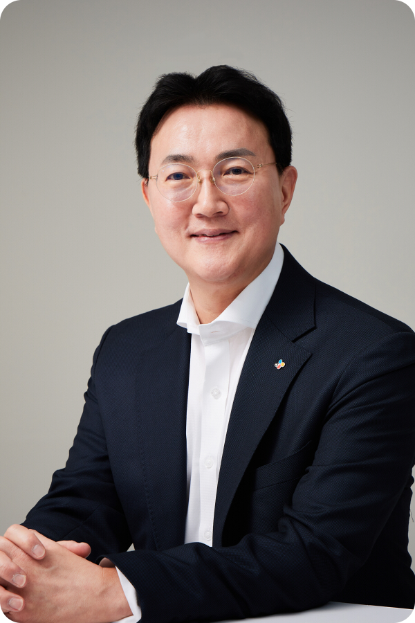 Geon-Il Lee, CEO